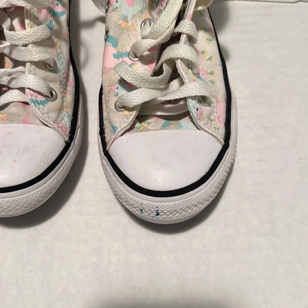 Converse pink white